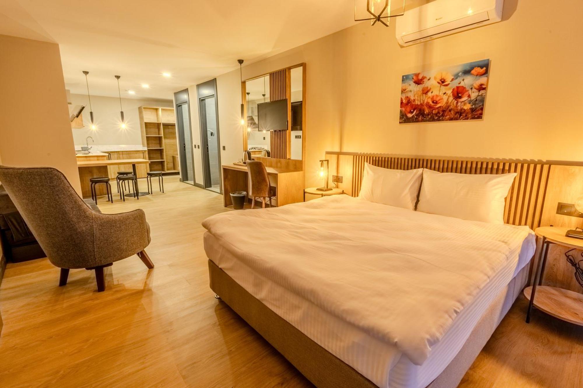 Leliko Suites Antalya Bagian luar foto
